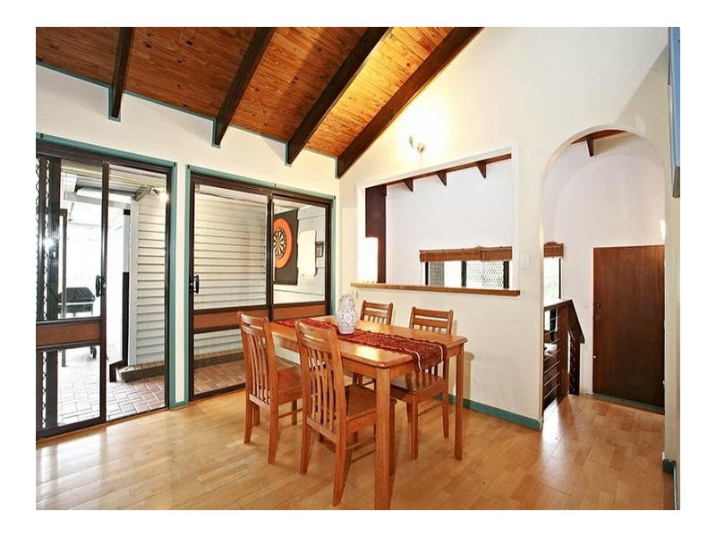 30 Drake Road, Springwood QLD 4127