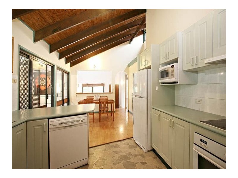 30 Drake Road, Springwood QLD 4127