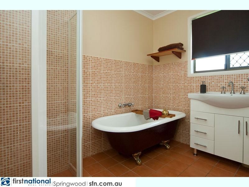 3 Ikara Drive, Springwood QLD 4127