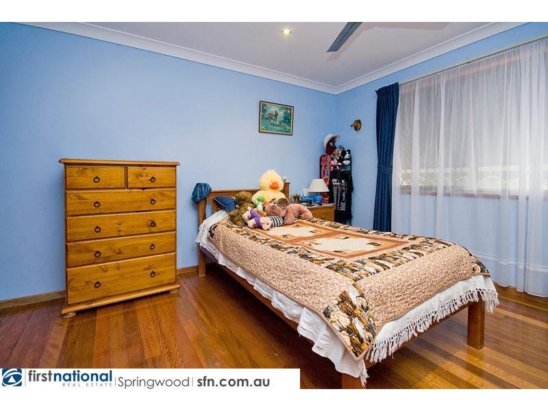 25 Shoalhaven Avenue, Springwood QLD 4127
