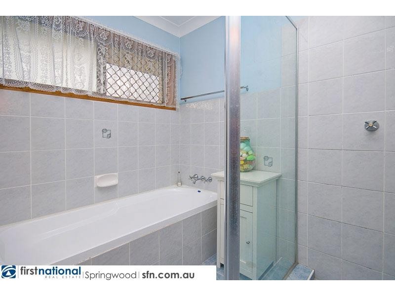 25 Shoalhaven Avenue, Springwood QLD 4127