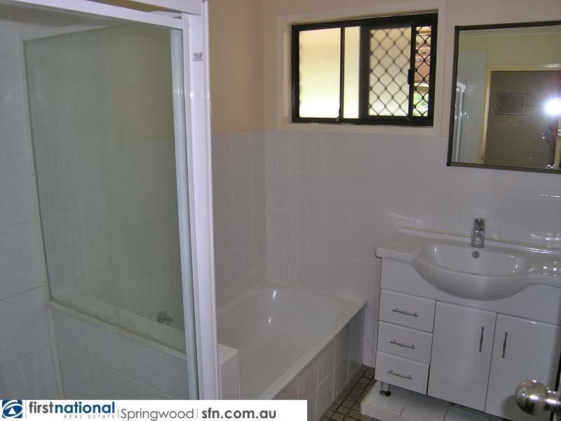 9 Que Close, Cornubia QLD 4130