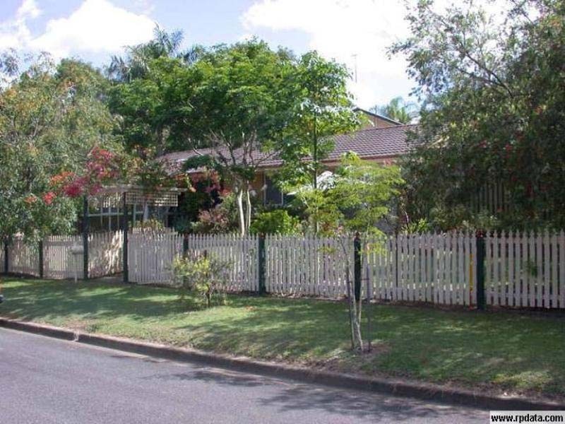 7 Juanita Grove, Springwood QLD 4127