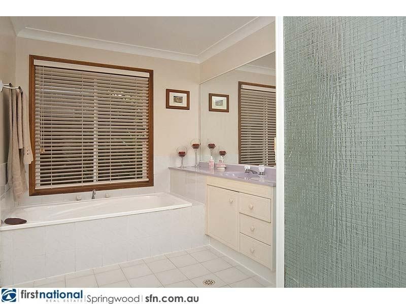 13 Tanah Merah Avenue, Tanah Merah QLD 4128