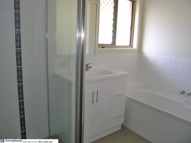 11 Coventry Court, Slacks Creek QLD 4127