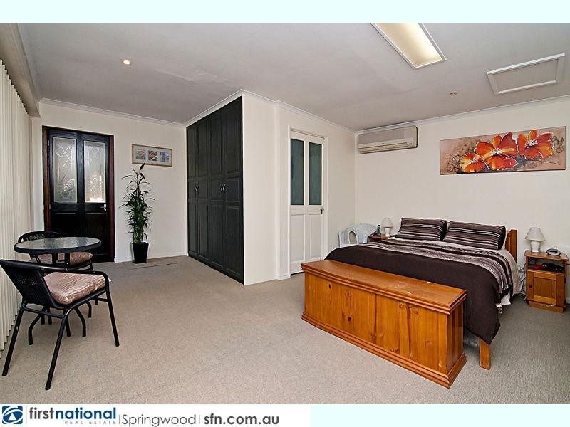 12 Merchant Court, Springwood QLD 4127