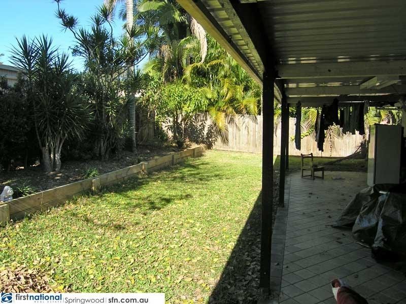 18 Barbaralla Drive, Springwood QLD 4127