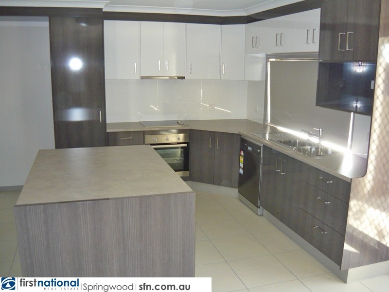 8 Baxton Place 130 Shailer Road, Shailer Park QLD 4128