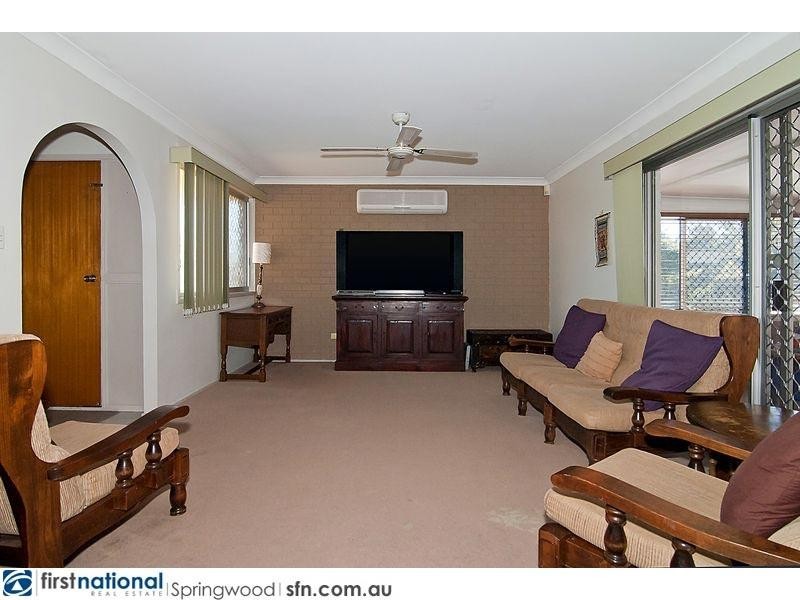 5 Achilles Drive, Springwood QLD 4127