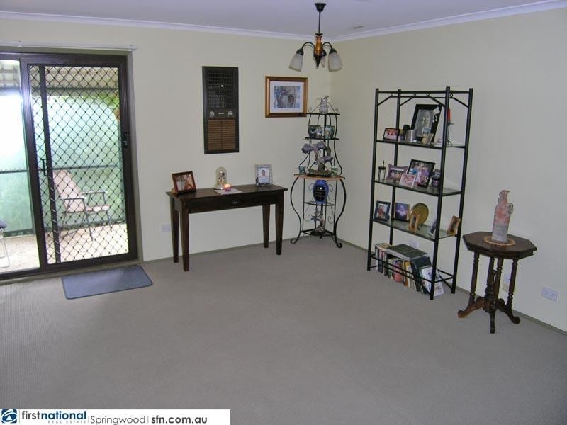 4/79 Dorset Drive, Rochedale South QLD 4123