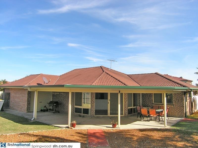 69 Glenfield Street, Parkinson QLD 4115