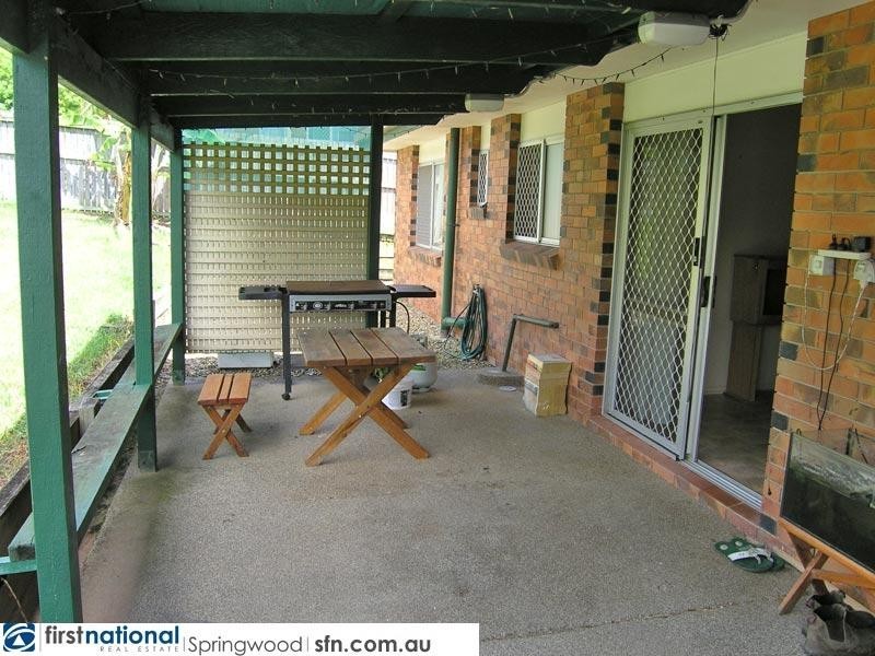 23 Knightsbridge Crescent, Rochedale South QLD 4123