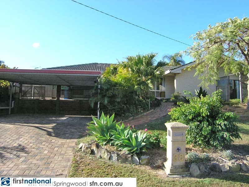 38 Wootton Crescent, Springwood QLD 4127