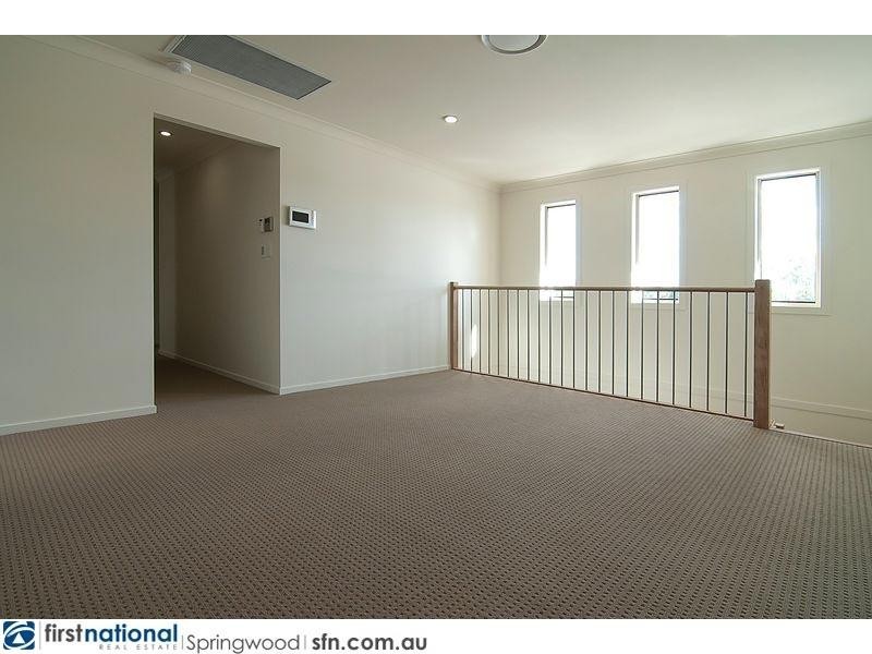 7b Gamenya Drive, Springwood QLD 4127