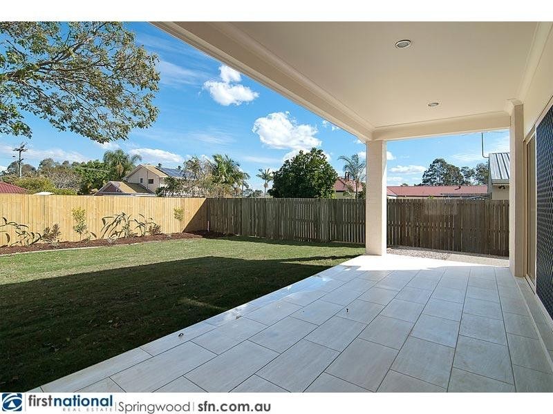 7b Gamenya Drive, Springwood QLD 4127
