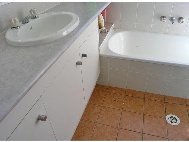 68 Kununurra Crescent, Shailer Park QLD 4128