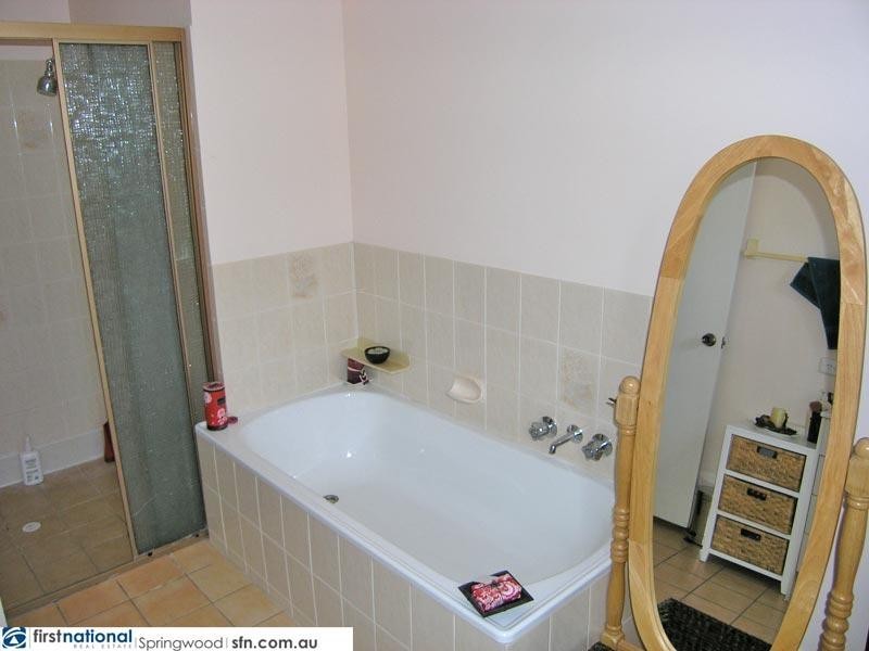 19 Donna Avenue, Rochedale South QLD 4123