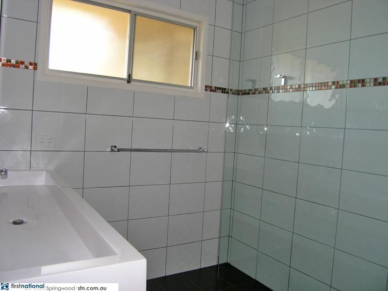 4 Lyndale Street, Shailer Park QLD 4128