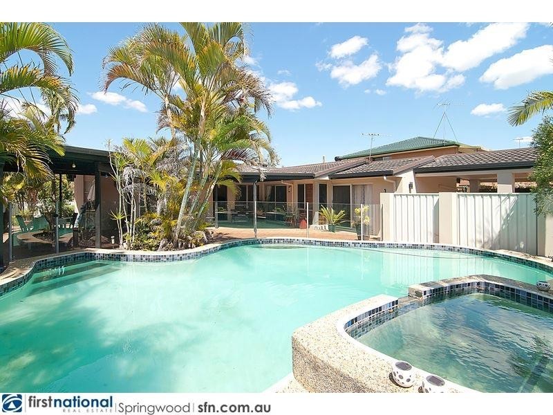 14 Merchant Court, Springwood QLD 4127