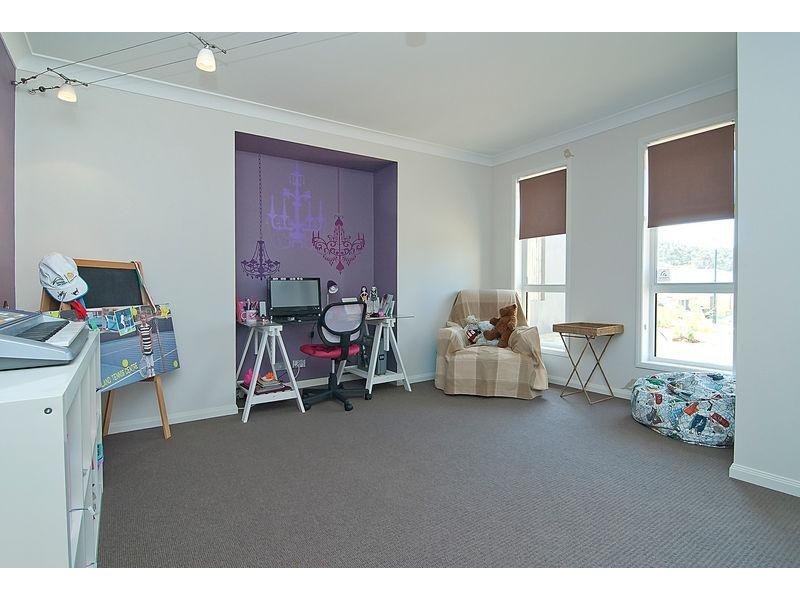 46 Dennis Vale Drive, Daisy Hill QLD 4127