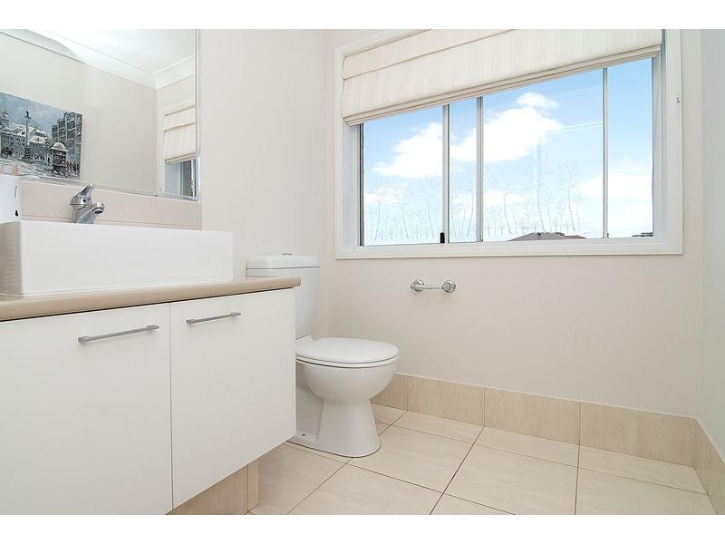 46 Dennis Vale Drive, Daisy Hill QLD 4127