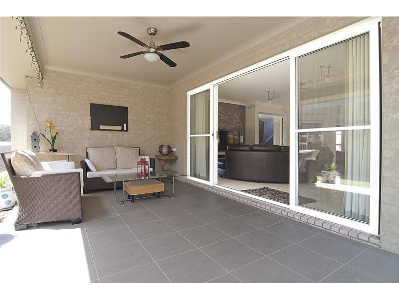 46 Dennis Vale Drive, Daisy Hill QLD 4127