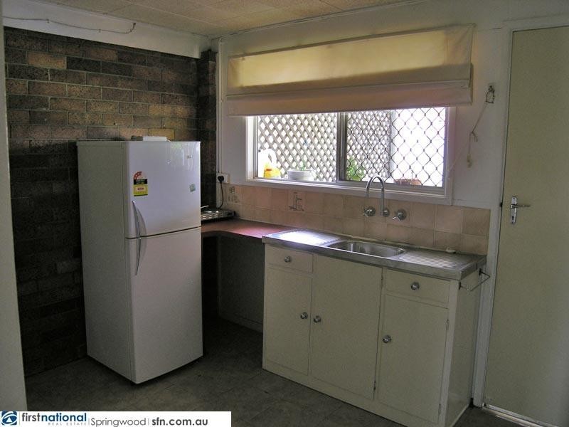 3 Merchant Court, Springwood QLD 4127