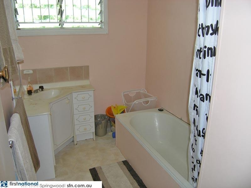 157 Station Road, Woodridge QLD 4114