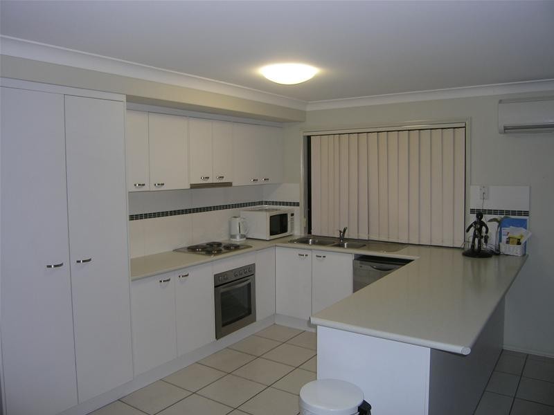 31 Aberdeen Crescent, Kuraby QLD 4112