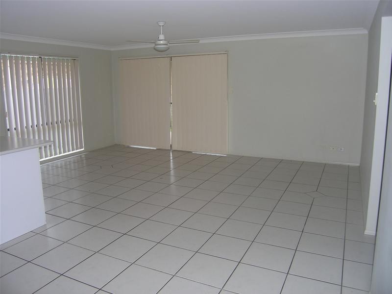 31 Aberdeen Crescent, Kuraby QLD 4112