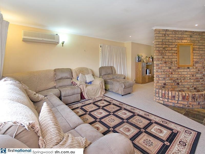 1 Belinda Crescent, Springwood QLD 4127