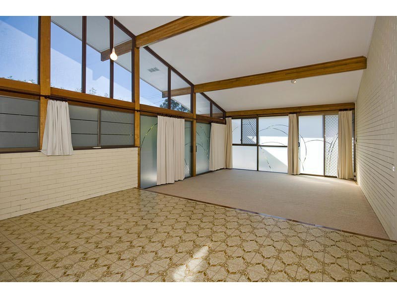 20 Westgate Avenue, Springwood QLD 4127