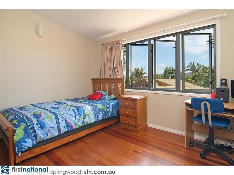 25 Boronia Avenue, Daisy Hill QLD 4127