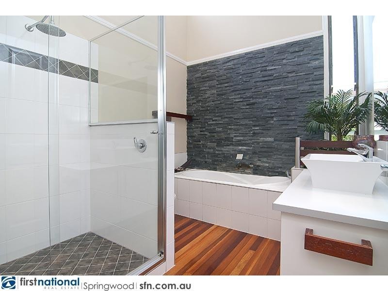 25 Boronia Avenue, Daisy Hill QLD 4127