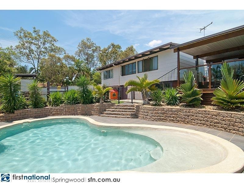 25 Boronia Avenue, Daisy Hill QLD 4127