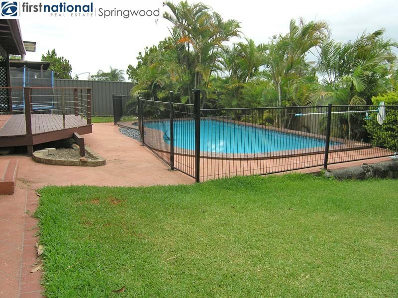 20 Lauretta Avenue, Springwood QLD 4127