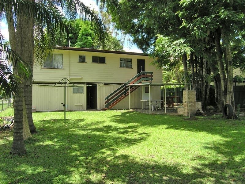 34 Lake Road, Slacks Creek QLD 4127