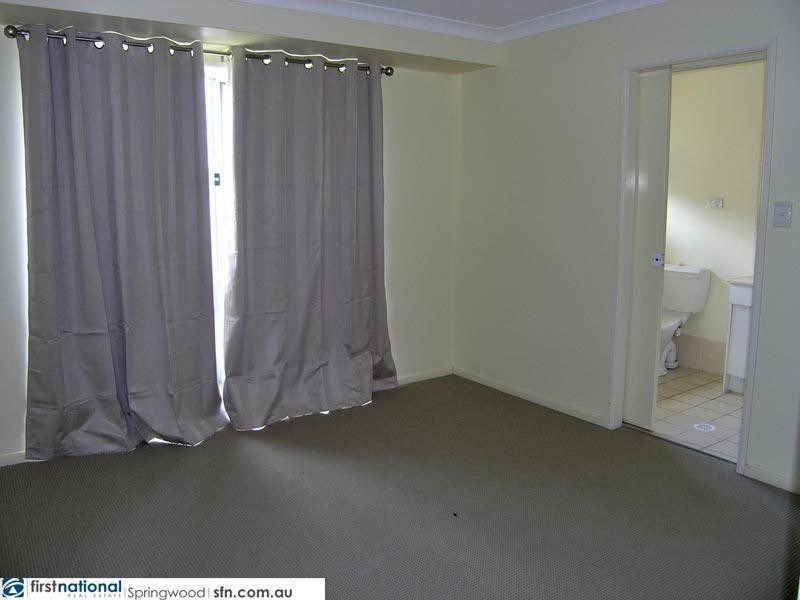 16 Diddams Street, Loganholme QLD 4129