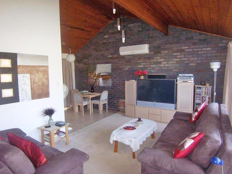 22 Jilbard Drive, Springwood QLD 4127