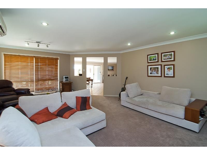 6 Tsai Place, Kuraby QLD 4112