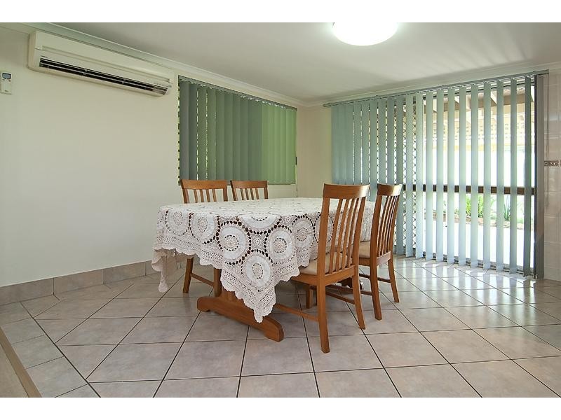 2 Lisbeth Street, Springwood QLD 4127