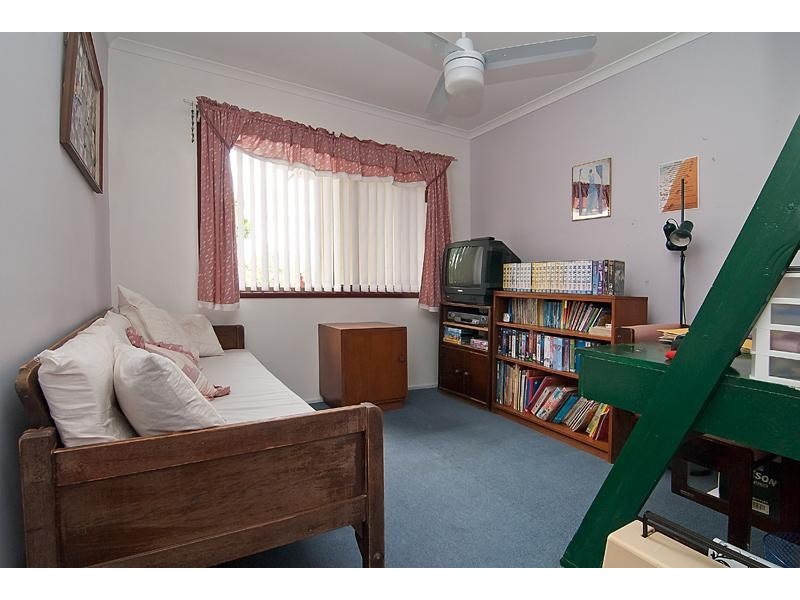 10 Armstrong Avenue, Slacks Creek QLD 4127