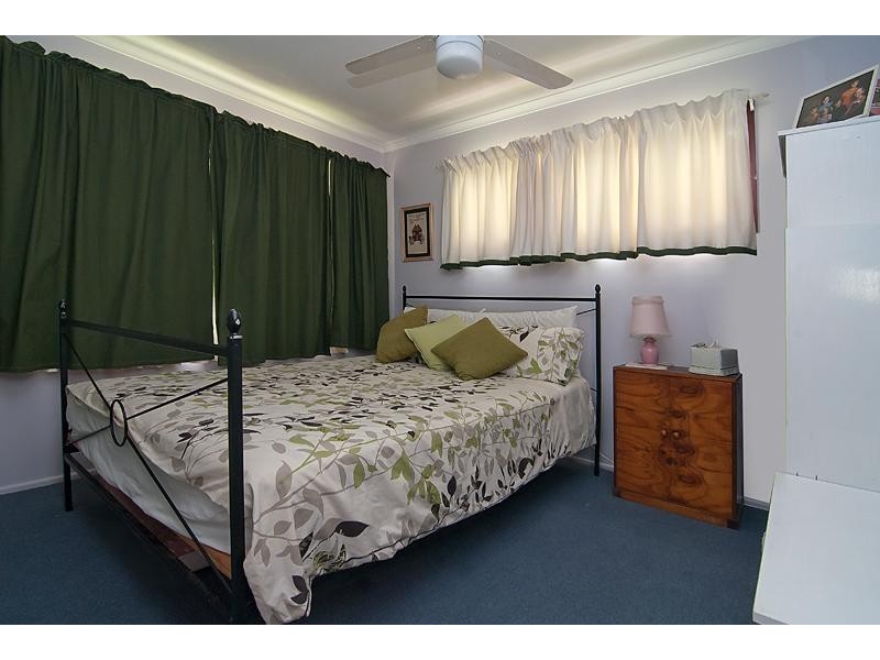 10 Armstrong Avenue, Slacks Creek QLD 4127