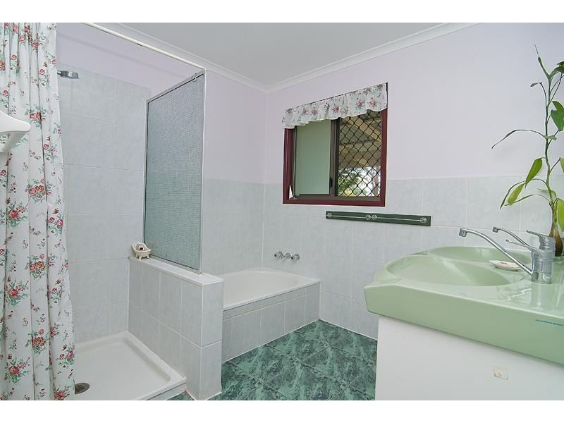 10 Armstrong Avenue, Slacks Creek QLD 4127