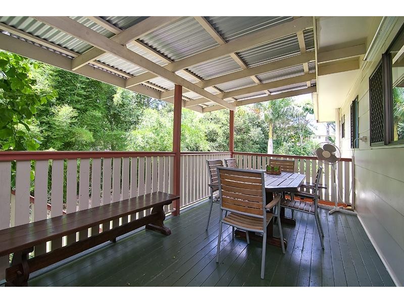 10 Armstrong Avenue, Slacks Creek QLD 4127
