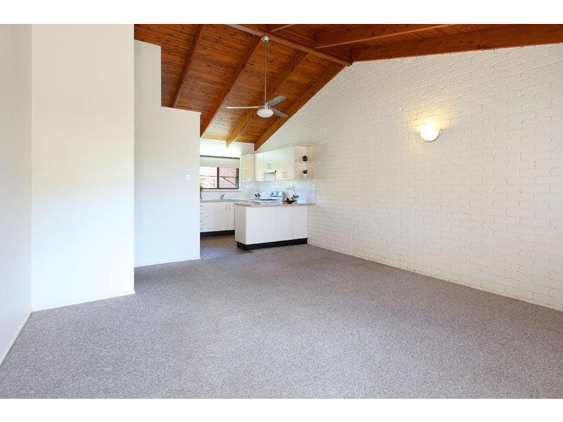 24/22A Kumbari Street, Rochedale South QLD 4123