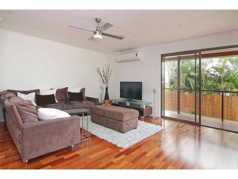 4 Wilmington Court, Springwood QLD 4127