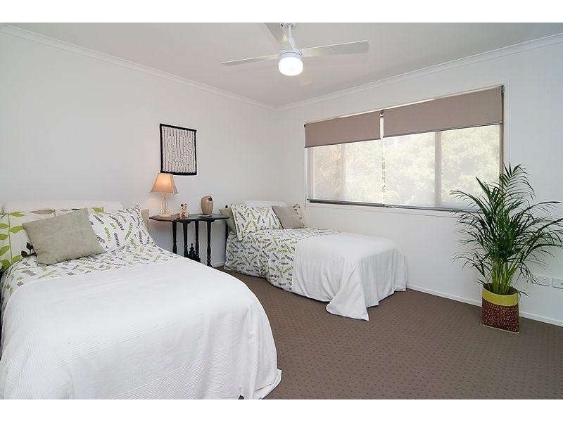 4 Wilmington Court, Springwood QLD 4127