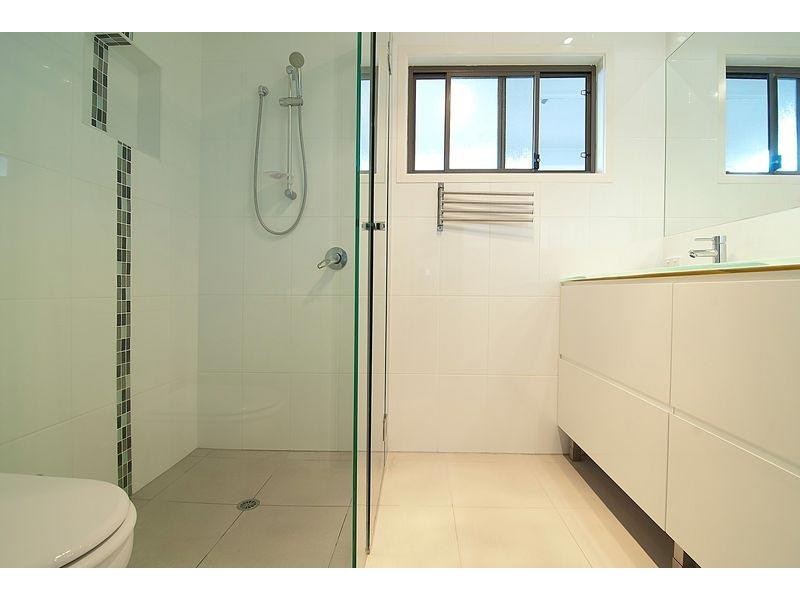 4 Wilmington Court, Springwood QLD 4127