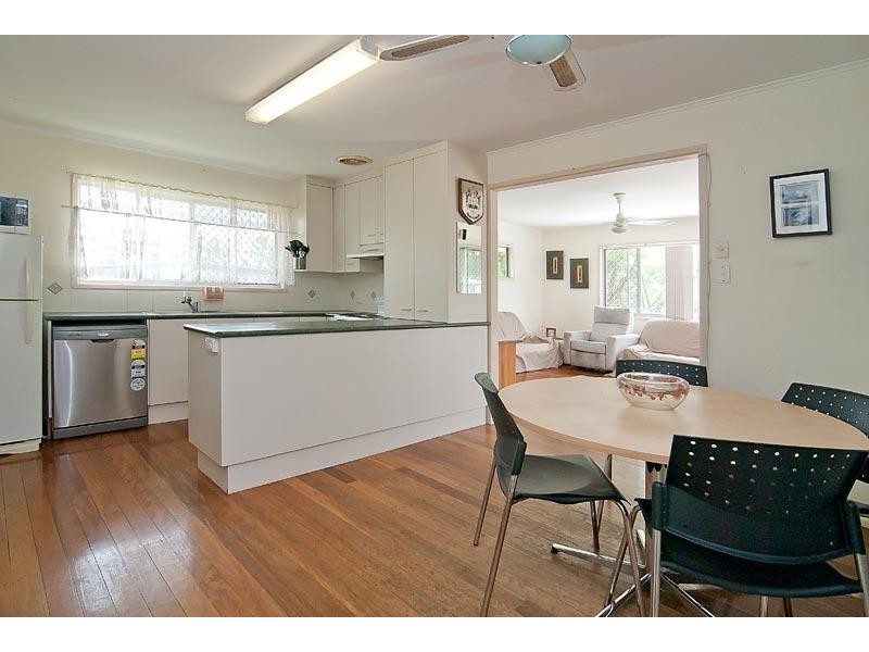52 Ashton Street, Kingston QLD 4114